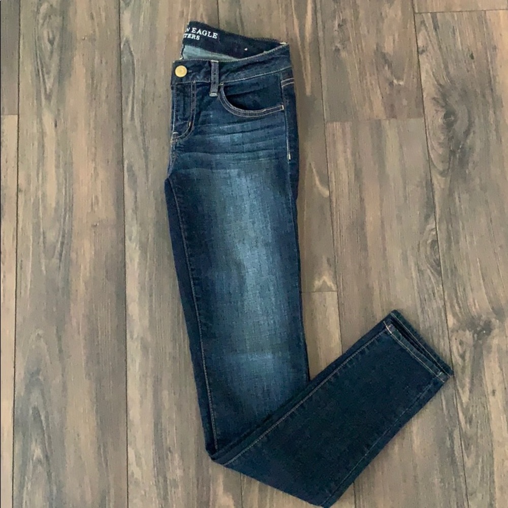 Women’s American Eagle jeans